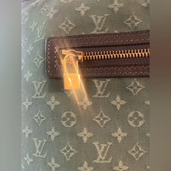 $1,280 LOUIS VUITTON Mini Lin “Lucille” GM Tote Bag, Green Canvas/Brown Leather - Picture 4 of 17